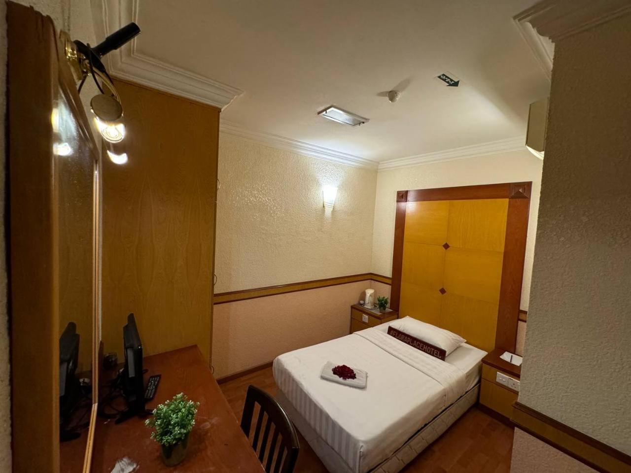 Flora Place Hotel Kota Bharu Zewnętrze zdjęcie